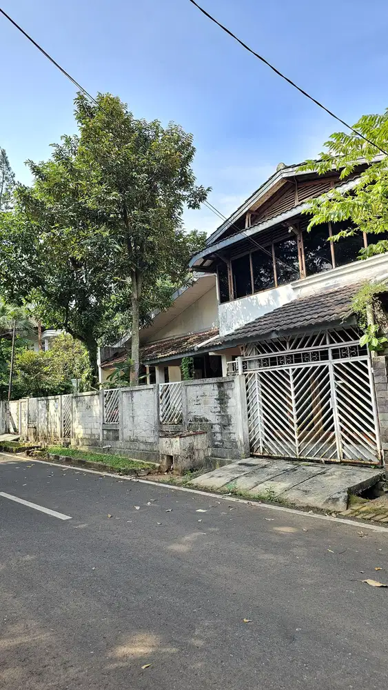 Rumah Huk M U R A H Dalam Komplek Petukangan Selatan, Pesanggrahan