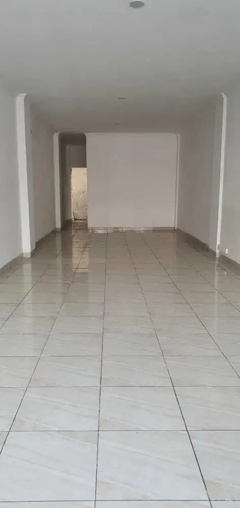 Dijual Ruko di Pusat Bisnis Tebet, Harga Bisa Nego!