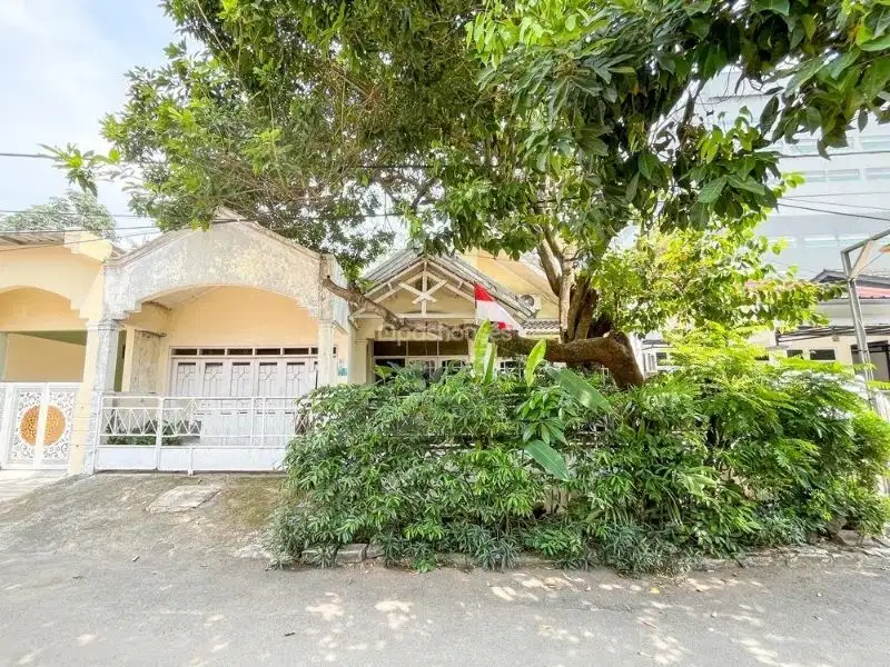 Dijual rumah di jatijajar, Depok  dengan terminal Jatijajar