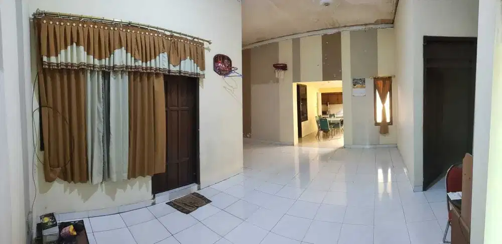 Jual rumah masih siap huni rungkut selangkah dari Raya merr