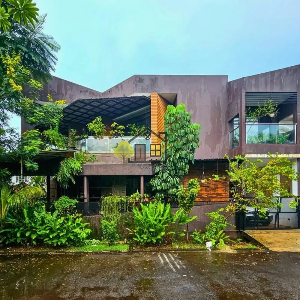 Dijual Cepat Rumah bergaya Minimalis Tropis industrial di Bintaro Jaya