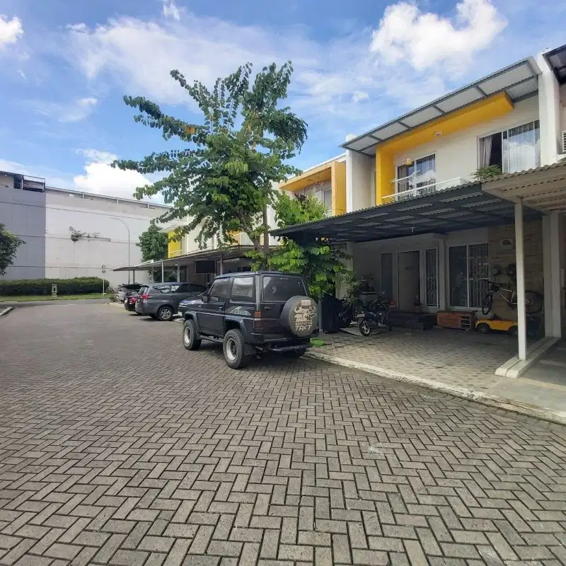 RUMAH GREEN LAKE CITY CLUSTER AUSTRALIA 2 LANTAI SEMIFURNISH