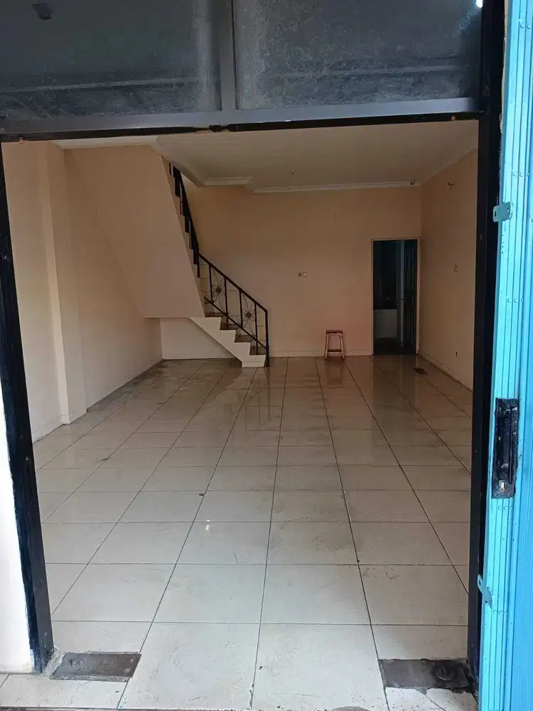 Disewa Ruko Siap Pakai di Boulevar Hijau – Cocok untuk Usaha!