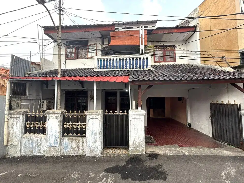 DIJUAL RUMAH 2 LANTAI AREA TEBET TIMUR DALAM SUDAH RENOVASI