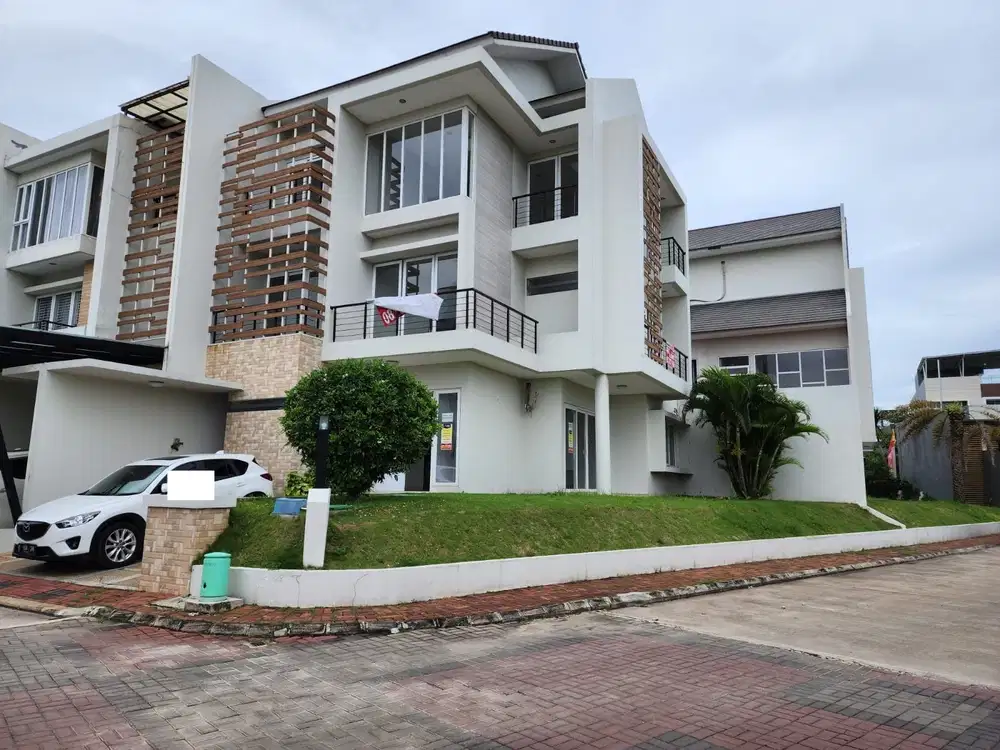 Rumah Grisenda PIK Hoek Uk 250m2 (3 Lantai) Termurah Bagus