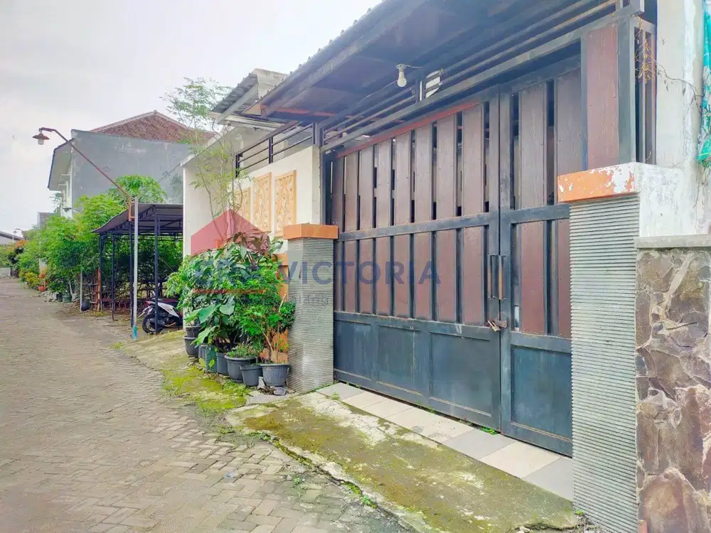 Di jual rumah mewah tengah kota murah