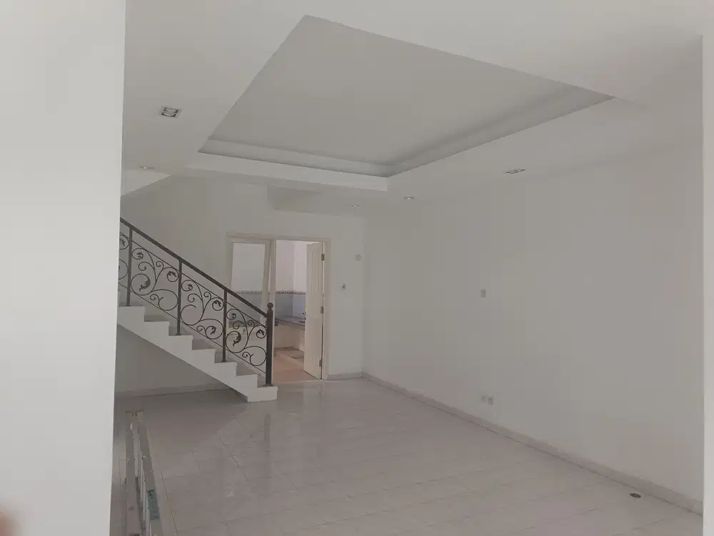 Pakuwon City dkt ITS Pakuwon City Mall