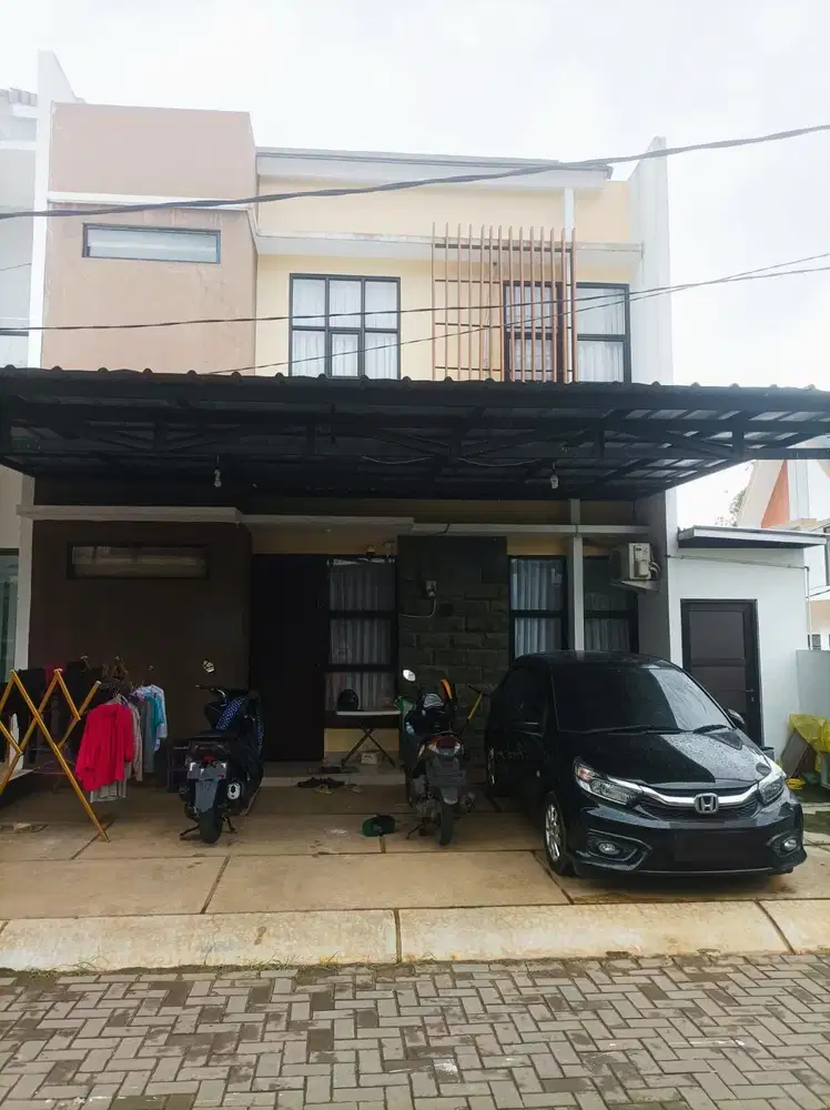 Dijual Rumah di Lingkungan Asri D'Hills Residence Pamulang