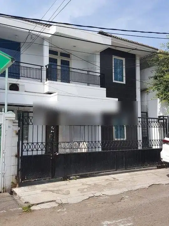 Janur indah 220m, 2lantai, bagus, 4kamar tidur utama, depan mall gading, murah, shm