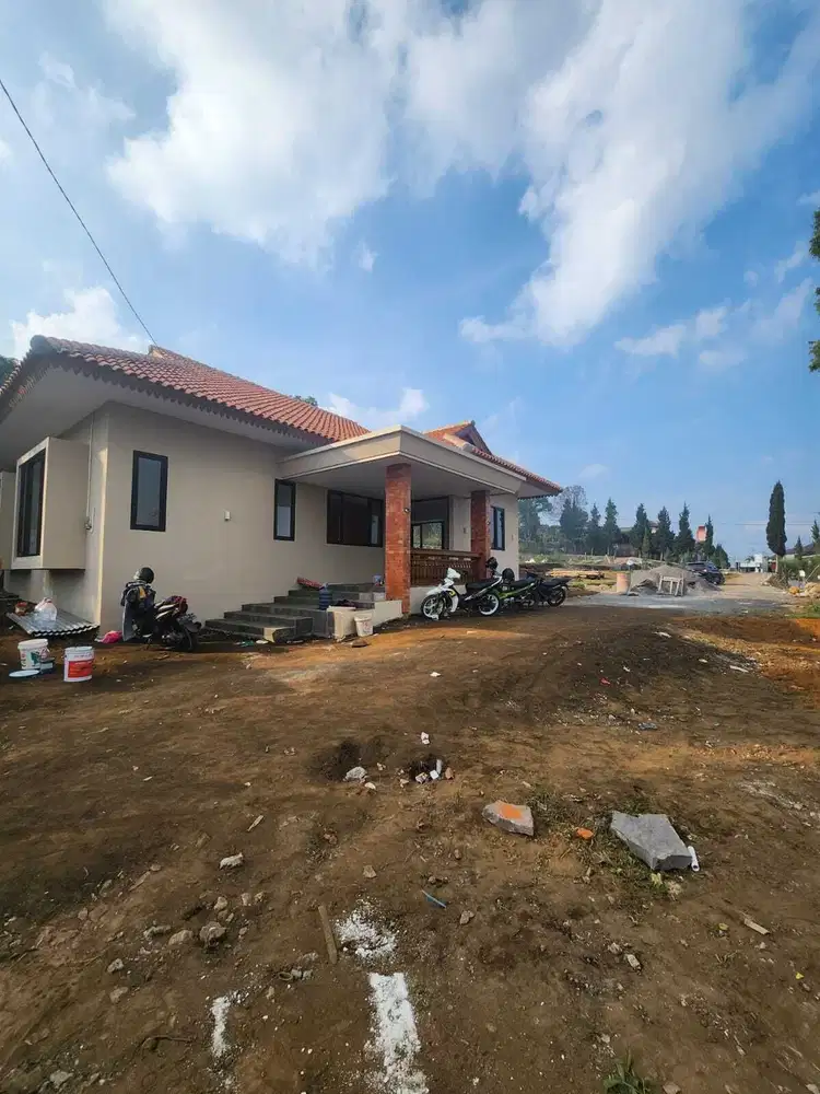 Dijual Villa Luas Lokasi Nusa Indah Bandungan Semarang