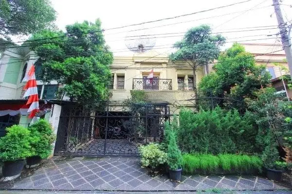 Dijual Rumah Siap Huni di Pondok Indah, Jaksel, 5 Mnt dari Pintu Tol