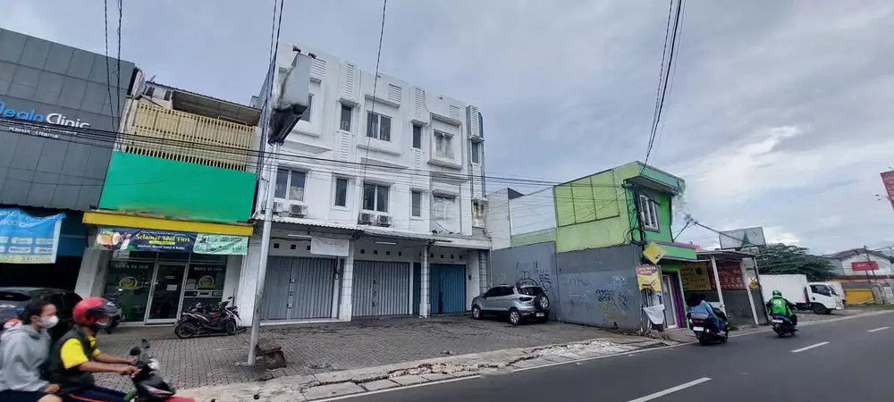 Ruko Bintaro Disewakan dekat Mall Bintaro Plaza dan Stasiun