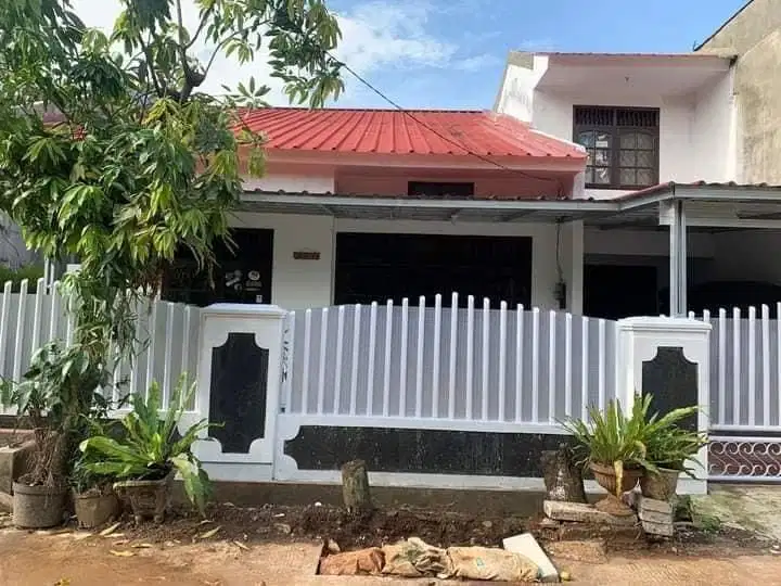 Dijual murah rumah 2 lt di Cimanggis, Tugu