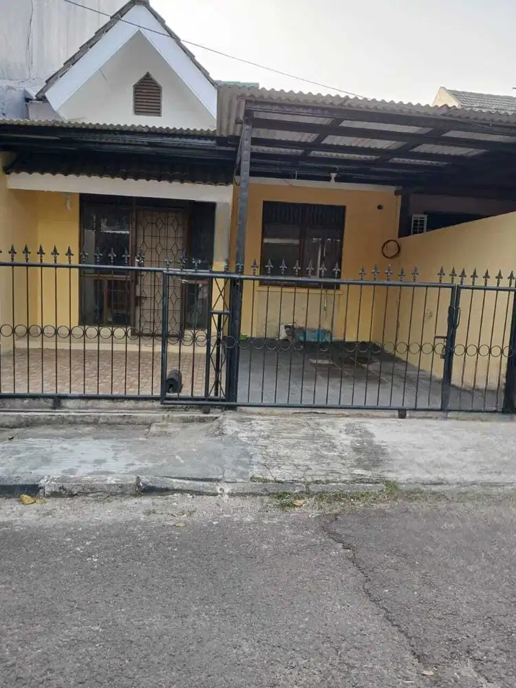 Disewakan rumah strategis dekat fasum unfurnished BSD Tangsel