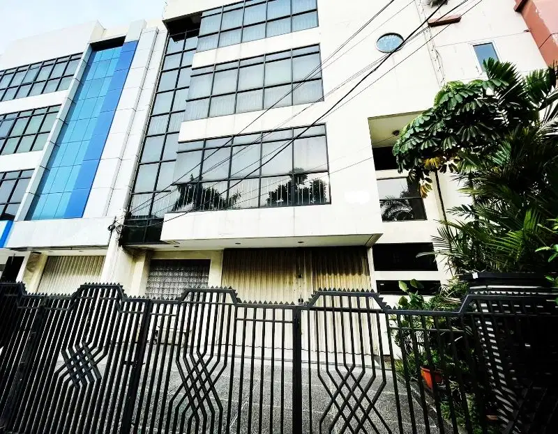 Gedung Kantor 4 Lantai, 10menit dari Thamrin - Jakarta Pusat