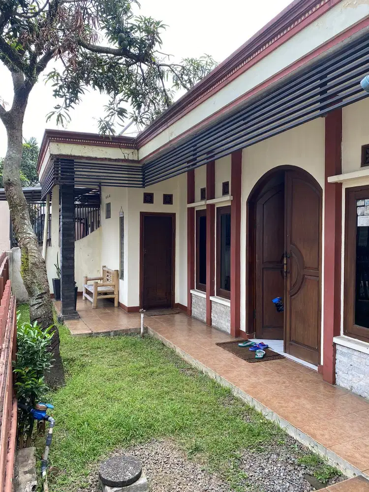 DI JUAL CEPAT RUMAH KAWASAN MARGAHAYU UTARA