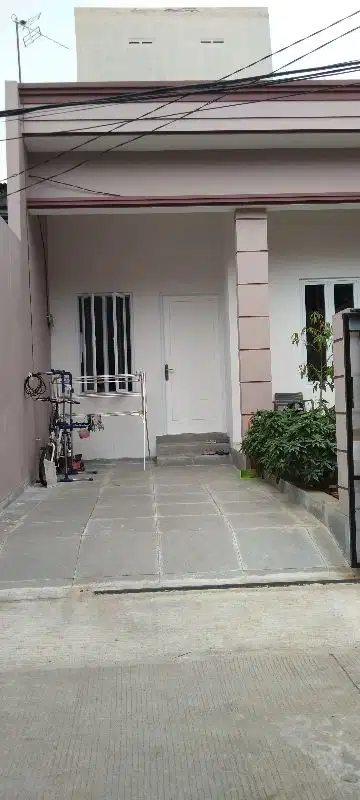Dijual rumah tinggal seberang mall Kelapa Gading