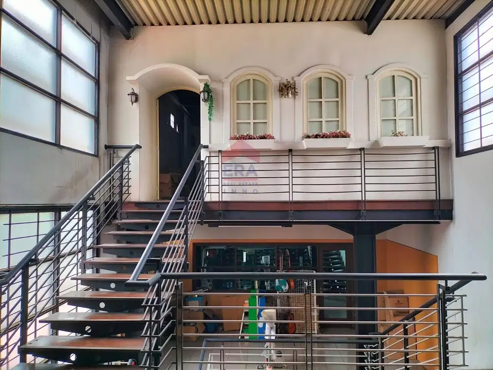 Ruko area premium mainroad Merdeka. Dekat dengan Balai Kota Bandung