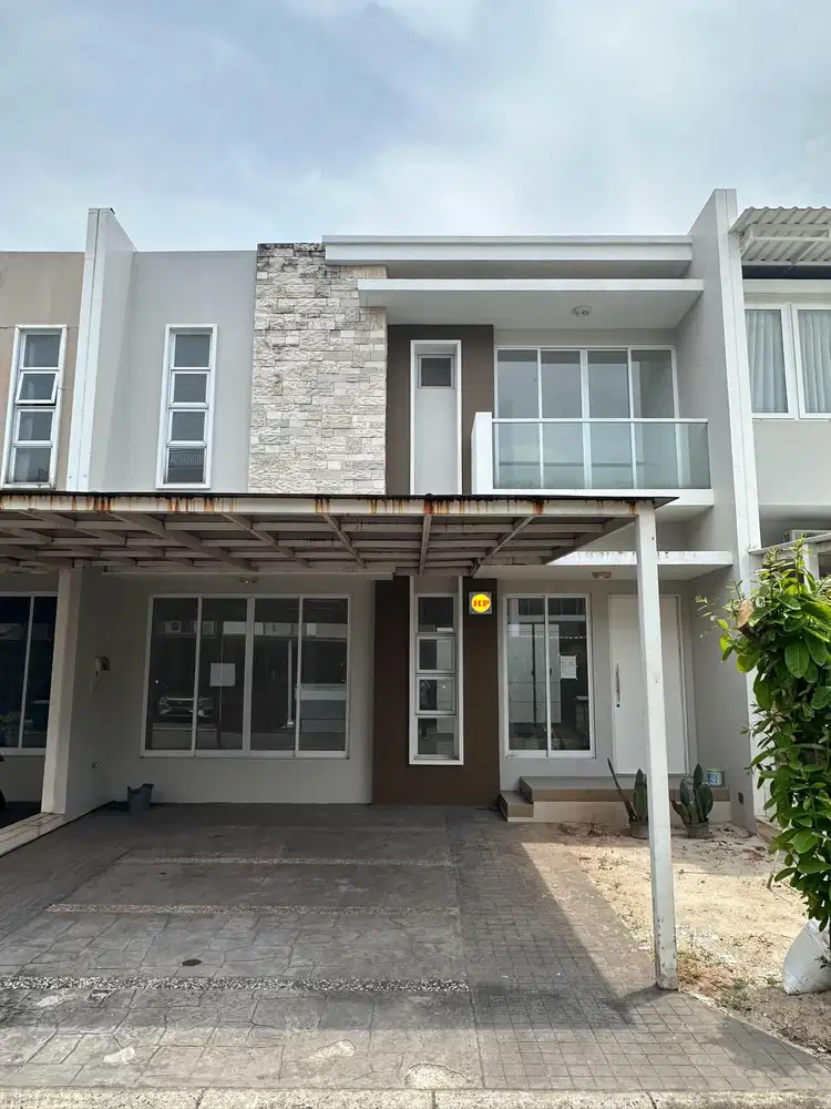 Rumah 2 Lantai Green Lake City Sudah Renovasi Jual Cepat!