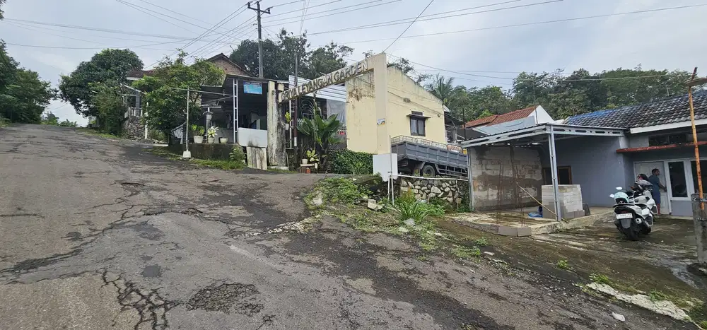 RUMAH OPER KREDIT DI LEYANGAN UNGARAN SIAP HUNI