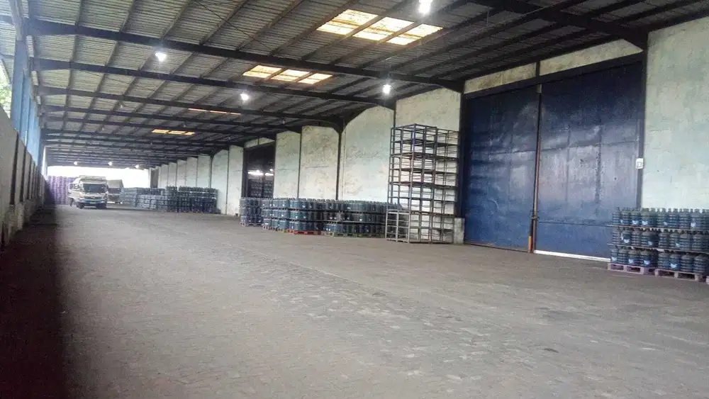 Di JUAL CEPAT Gudang + Kantor Raya Gunung Puteri Siap Pakai Murah