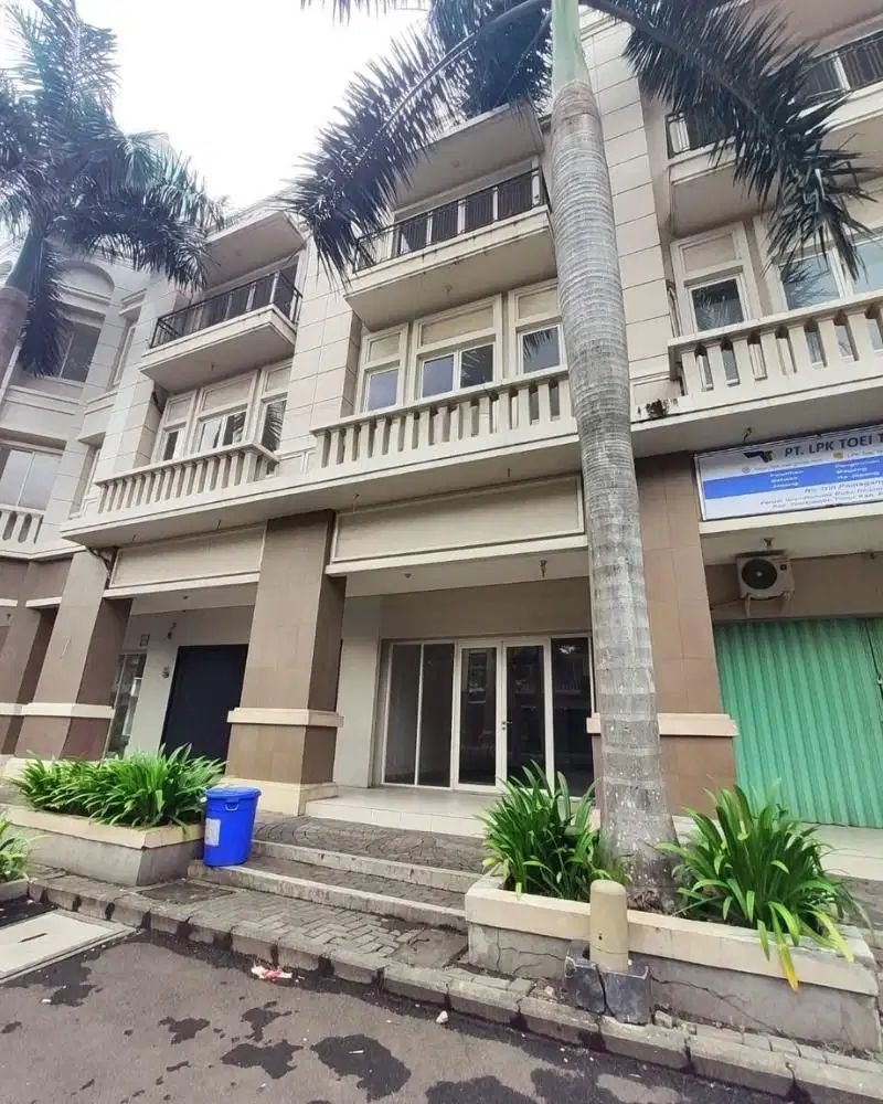 Ruko 3 Lantai Dharmawangsa Grand Taruma, Agung Podomoro, Karawang