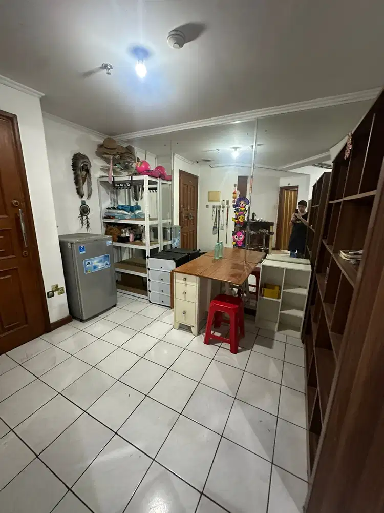 APT PURI KEMAYORAN SEMI FURNISHED BAGUS SIAP MASUK