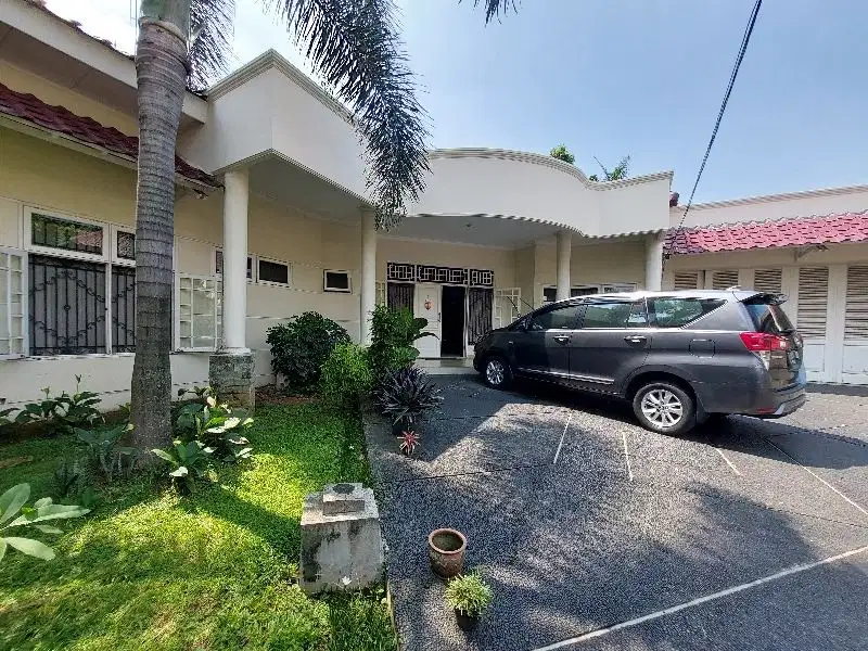 Rumah Mewah dan Luas Area Kawasan Elit Pajajaran