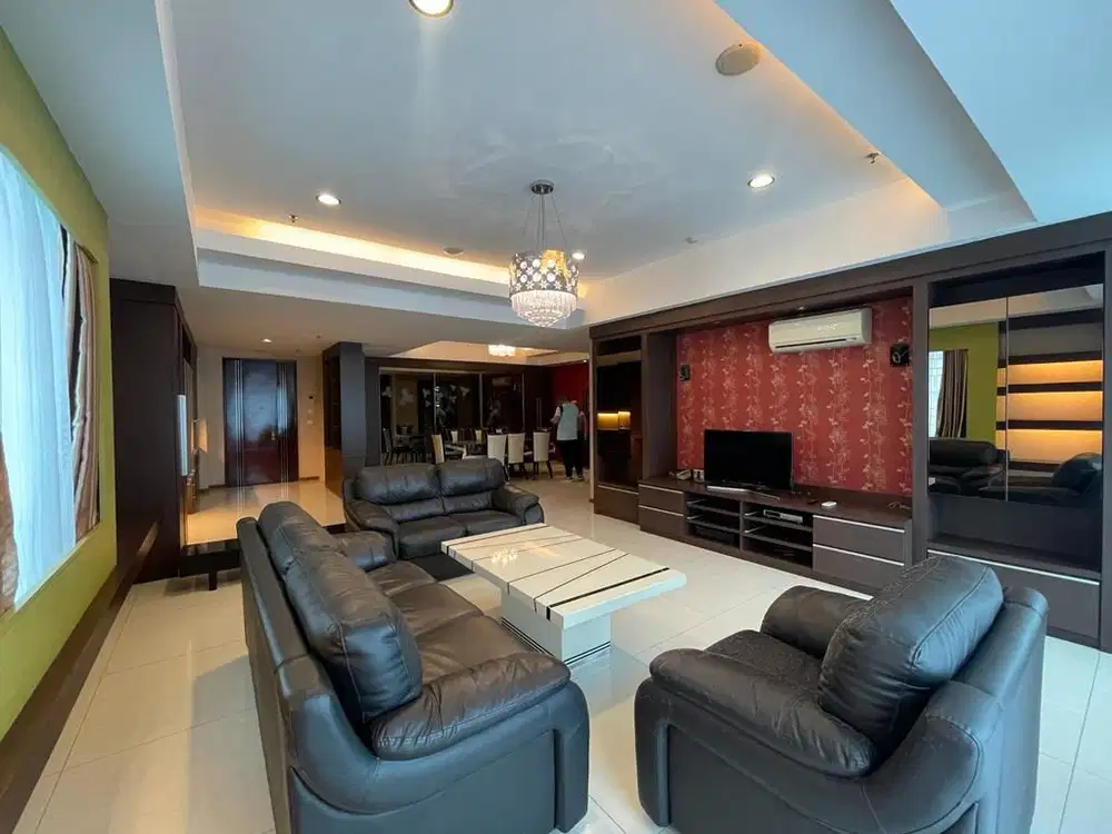 Condominium Cambridge di Tower Picasso