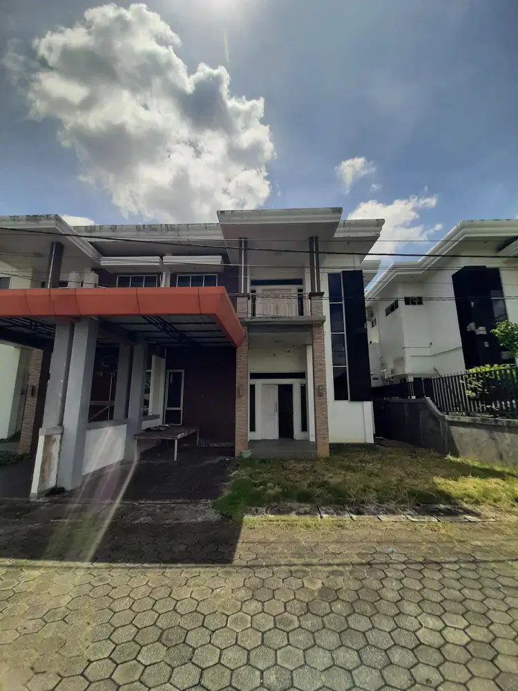 JUAL CEPAT rumah paris 2 - kondisi apa adanya / harga miring