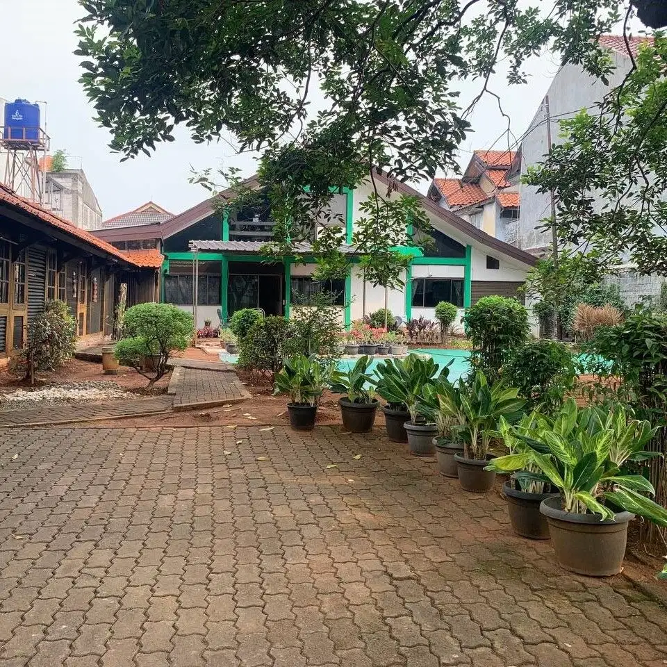 Dijual Rumah 2 Lantai Dengan Tanah Luas di Mampang Jaksel