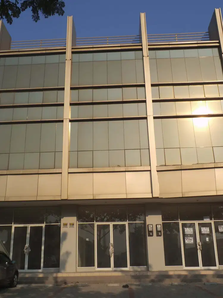 Disewakan Ruko Wall Street Green Lake City Harga Rp.125jt/tahun Nego..