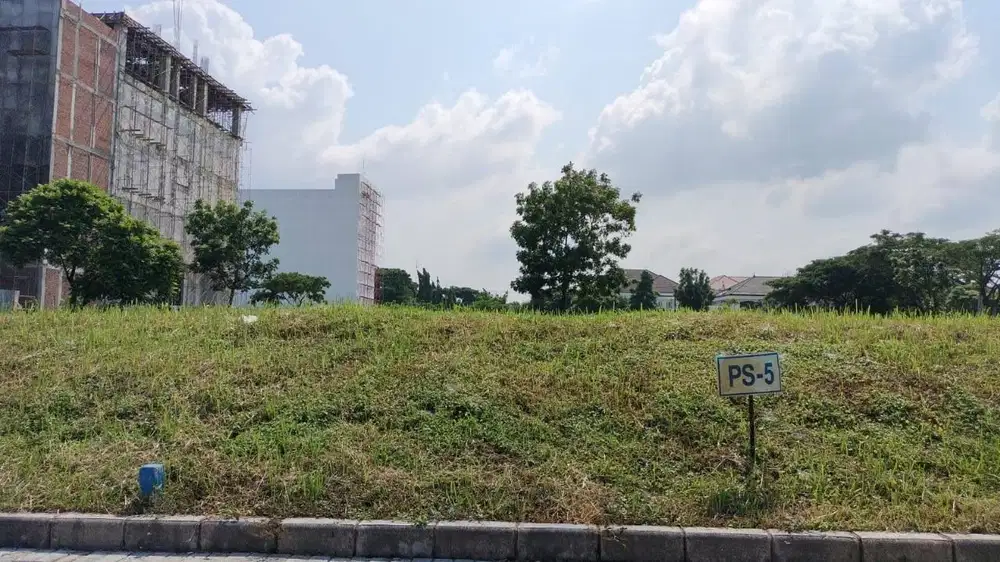 Disewakan Kavling Komersial di Raya Graha Family