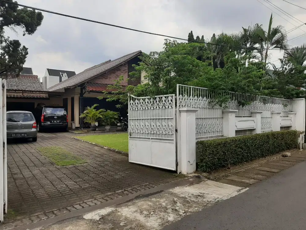 Rumah Asri Siap Huni Didaerah Bintaro Jaya Jakarta Selatan