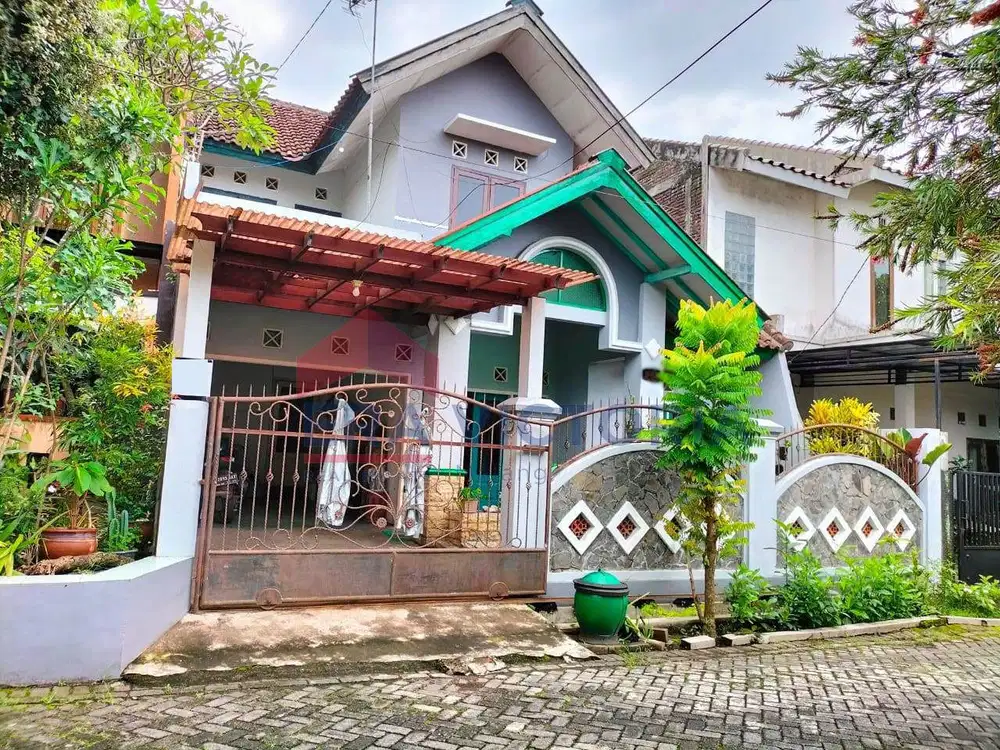 Rumah Dalam Perumahan Yang Nyaman Dan Asri Riverside Blimbing