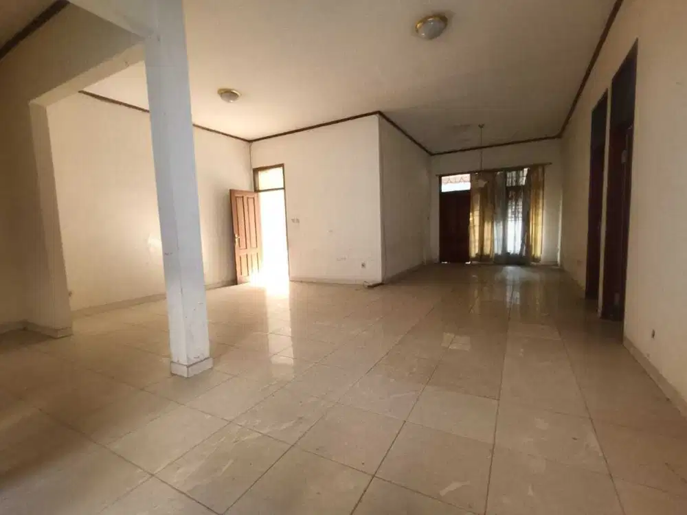 Rumah di Jl. Sri Suci Sayap Pasir Luyu, Kota Bandung