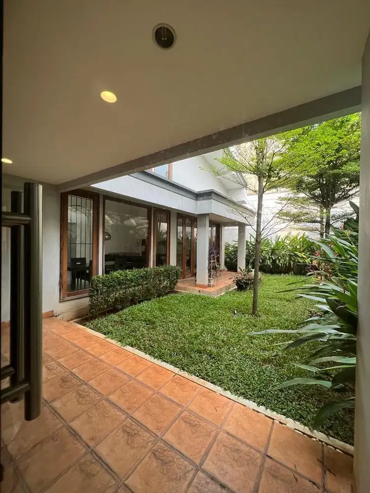 Disewakan Rumah di Hang Lekir Kebayoran Baru 4br uk 446m2 at Jaksel