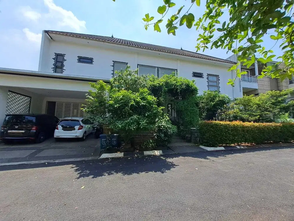 Rumah mewah 2 lantai siap huni Arcadia Depok lokasi strategis
