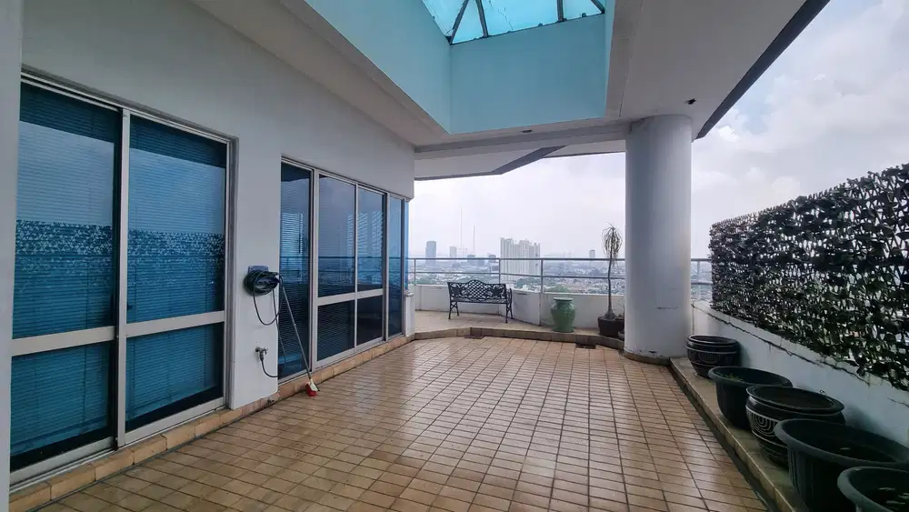 Dijual penthouse wesling kedoya