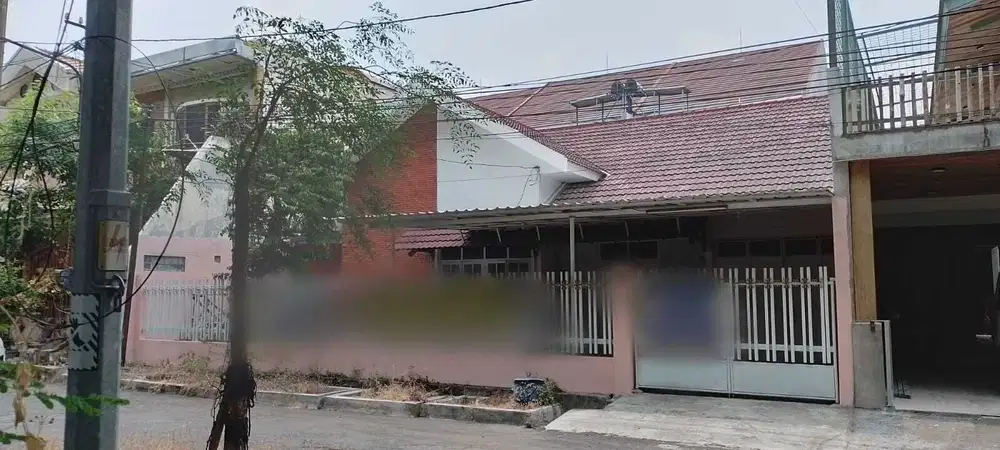 Rumah Putat Indah Tengah