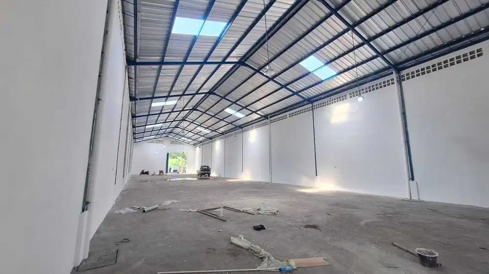 DISEWAKAN – GUDANG BARU, SEPATAN Tangerang