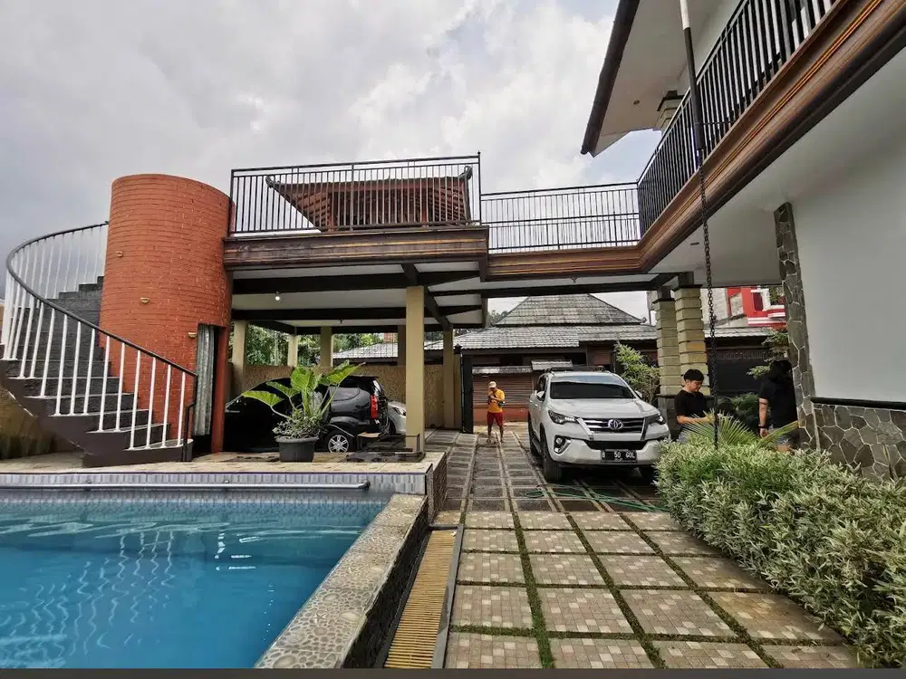DIJUAL VILLA LUAS DI PUNCAK BOGOR