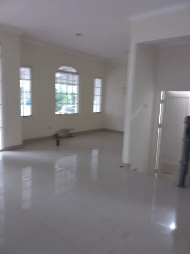 Dijual Rumah Green Lake City West Europe 8x15 View Danau