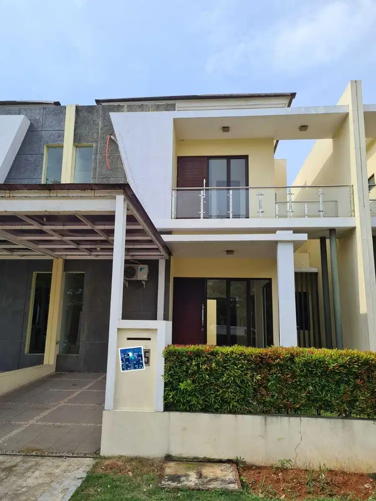 Dijual Cepat Rumah 2 Lantai di Cluster Arana, Harapan Indah, Bekasi