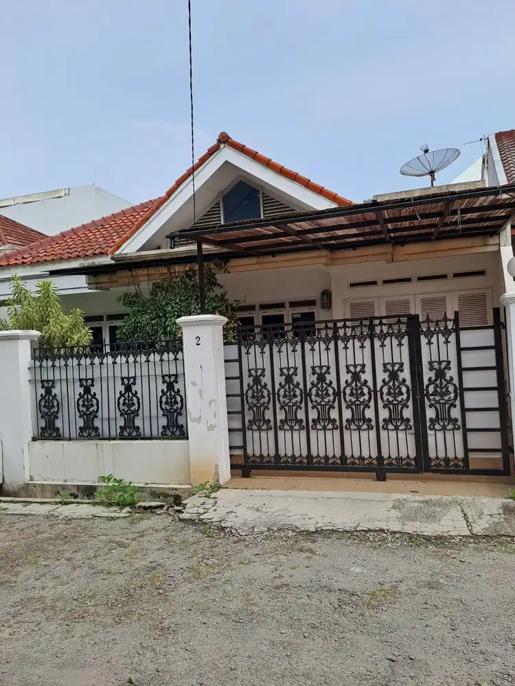 RUMAH 1 LANTAI LOKASI STRATEGIS DAN NYAMAN