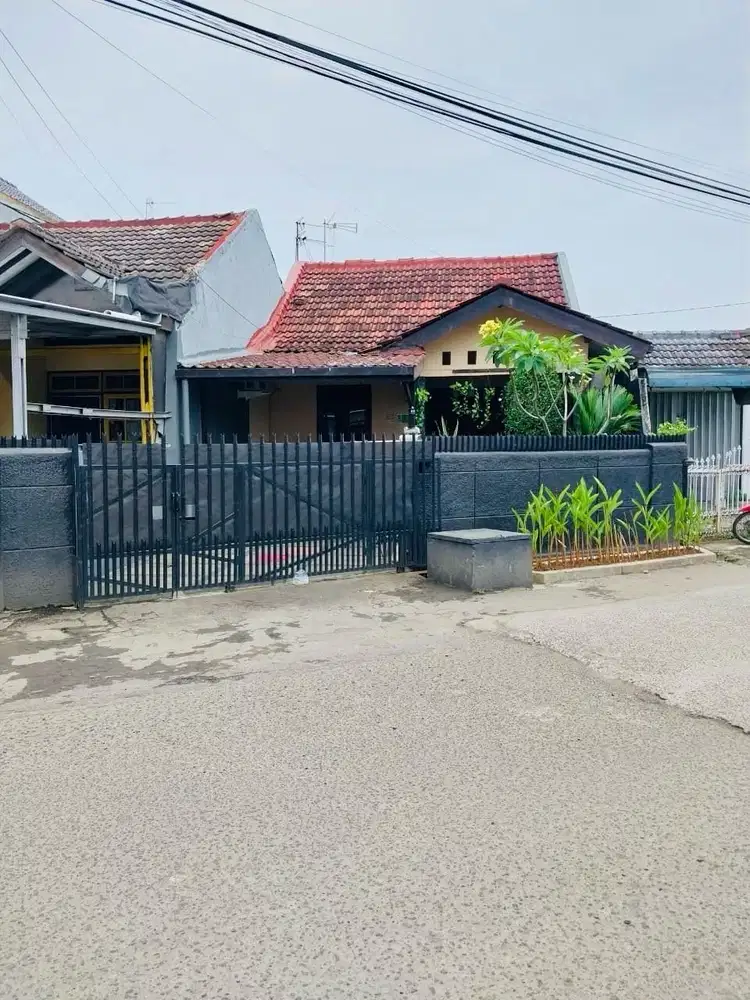 Rumah Di Jalan Utama Boulevard Budi Agung Cocok Buat Usaha Hadap Timur