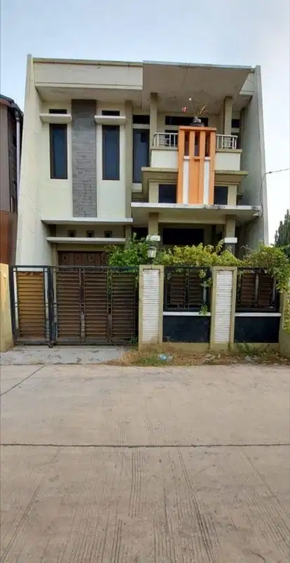 Rumah Adem Nyaman di Margahayu Bekasi Timur