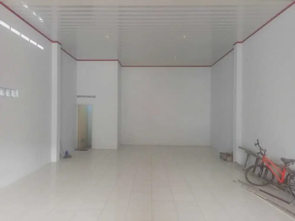 Disewa Kios Gandeng 3 Siap Pakai Lokasi Strategis di Pinggir Jl Raya