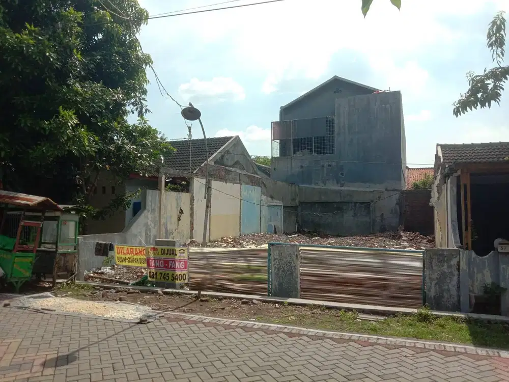 Dijual Tanah Cocok Dibangun Tempat tinggal di Jl. Sidodrajat