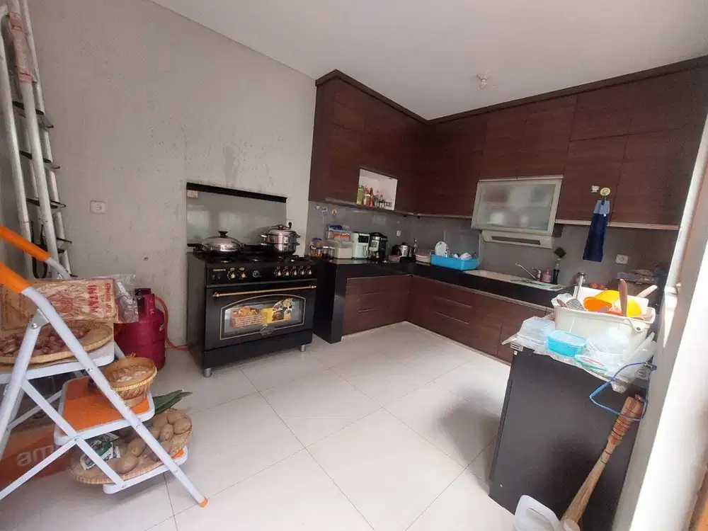 Rumah Modern Minimalis Babakan Jeruk Sayap Pasteur Bandung Dekat Tol